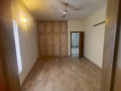10 Marla Beautiful Lower Portion For Rent On Prime Location Of DHA Phase 1