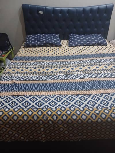 bed with spring matress