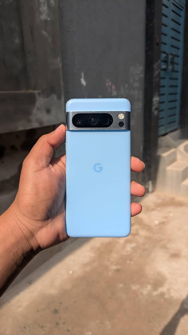 google pixel 8 pro 1