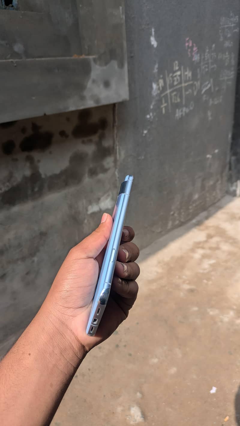 google pixel 8 pro 3