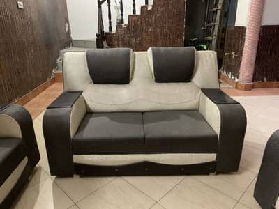 Sofa Set 5 Seater Only Serious buyer Contact Me