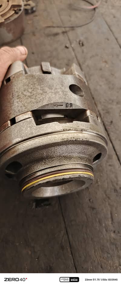 hydurlic pump condition original no pulish whtsp o3162131150