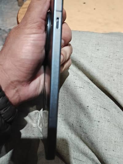 oneplus ace 5 only 4 month  non pta