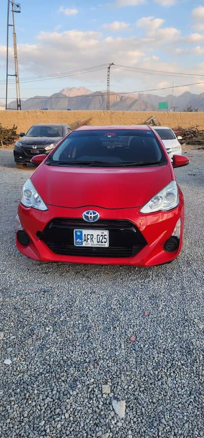 Toyota Aqua 2015 B to B