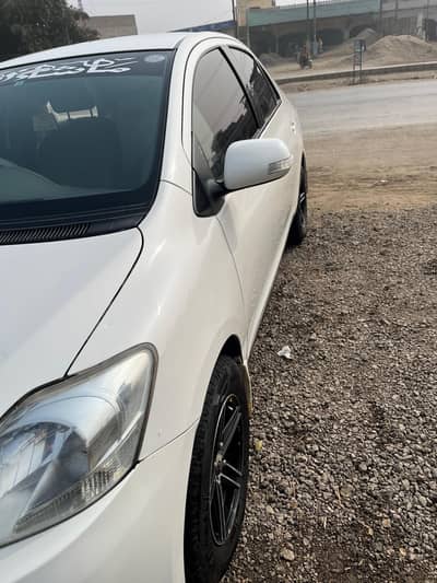 Toyota belta 2009 2012
