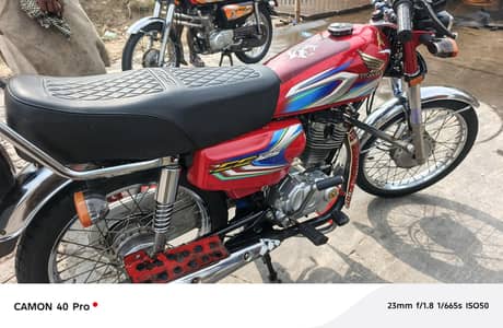 Honda 125 22 modal  lush condition bio metric moqy pe  copy smart card