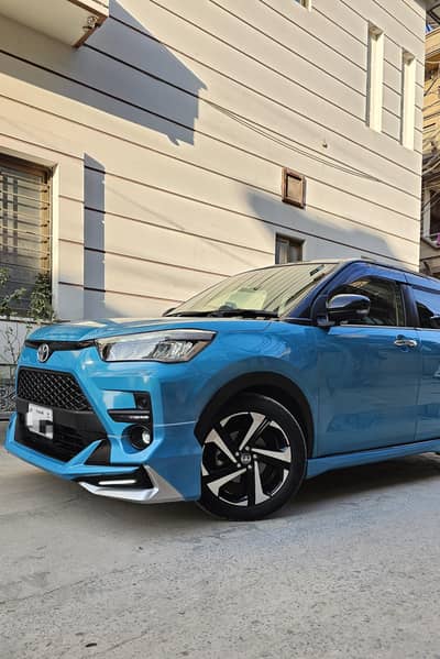 Toyota Raize Hybrid 2022 1200cc Model Z Premium Package