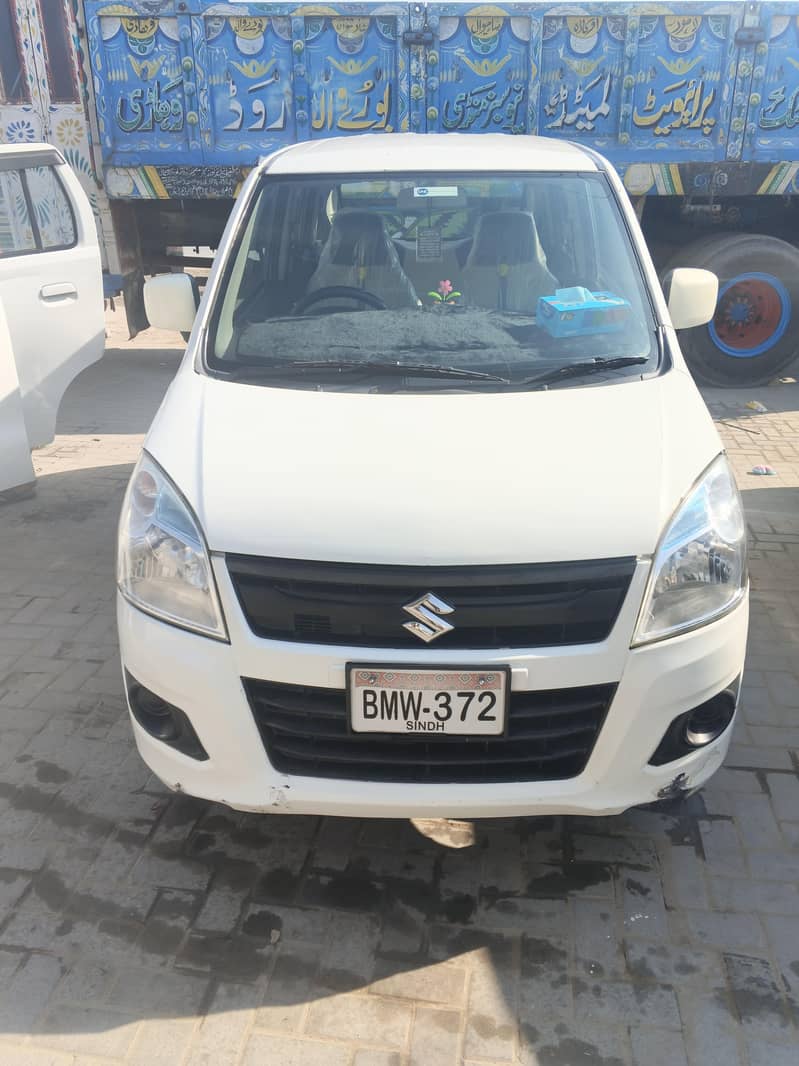 السلام علیکم ویگونر گاڑی وی ایکس ار اندر سے سیل پیک ہے باہر سے ٹچنگ ہے 0