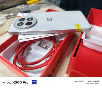 OnePlus ace5 2 month sim time