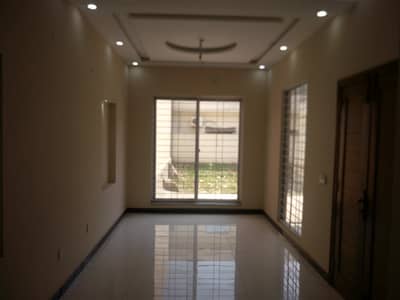 Book A 5 Marla House In Paragon City