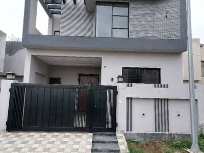 Centrally Located House In Paragon City - Imperial 2 Block Is Available For sale
