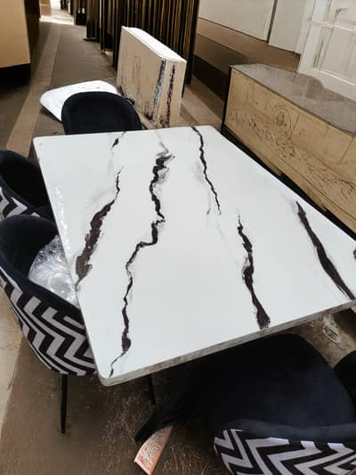 6 seater dinning table