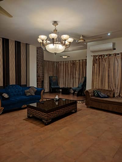 KANAL FULL HOUSE NEAR TO MARKET