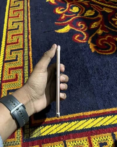 iPhone 6 plas 128 GB with box my WhatsApp number 0347/72/98/721