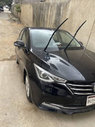 Alisvin Lumiere 2021