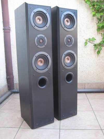 Technics SB-t200 speakers pair