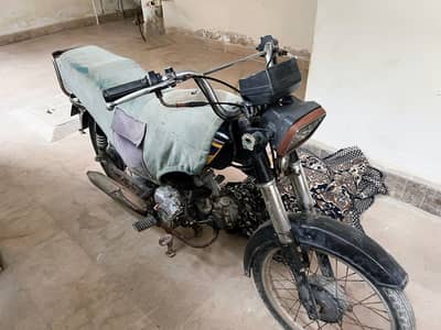 Hi speed motor cycle model 2013