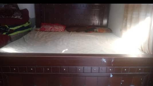 Double bed with mattress