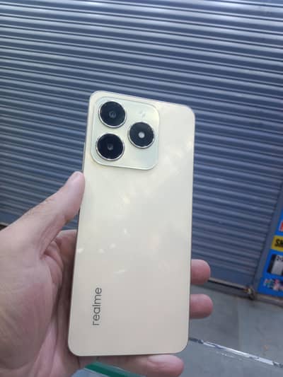 realme c63