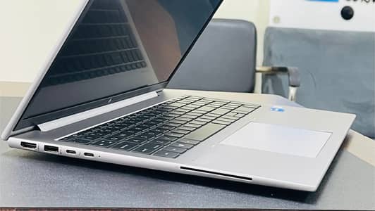 HP ZBook Firefly 16 G9 – i7 12th Gen | 10/10