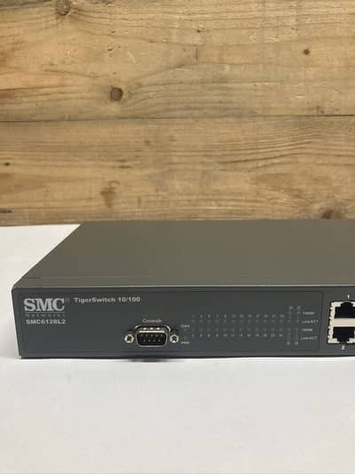 TigerSwitch 10/100/1000 Gigabit Ethernet Switch SMC6128L2 SMC Network