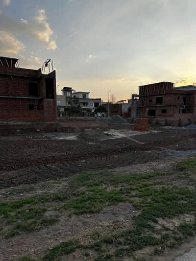 5 Marla Plot For Sale With Full Possession Paid