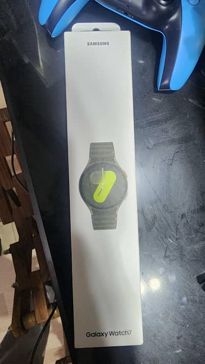Samsung Galaxy Watch 7 (GREEN) Box packed/ brand new. (saudia version)