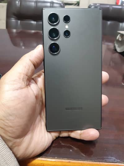 Samsung S24 Ultra 5G. 12/512 GB. Non PTA.