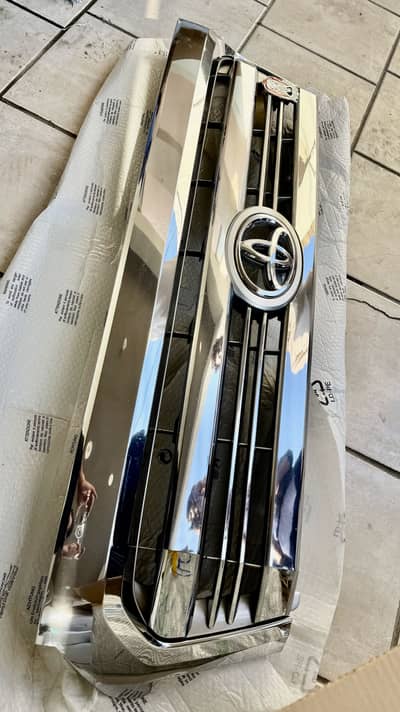 Toyota Tundra 2014-2017 front grill