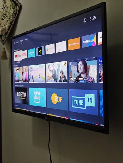 TCL 32 inch HD LED TV