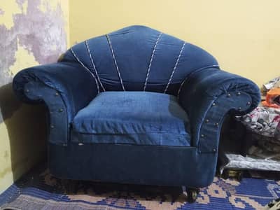 6 seater sofa set. . . good condition