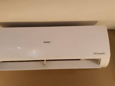haier 1 ton 4 months used only