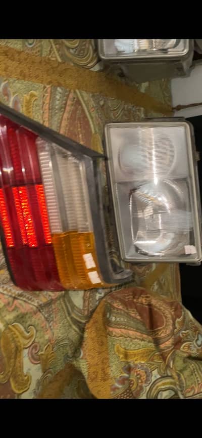 Mercedes W124 Original Lights – Genuine OEM – Karachi
