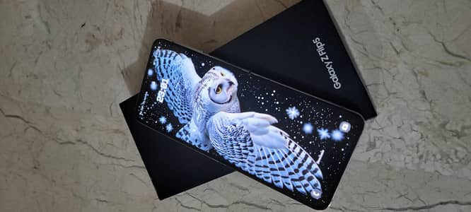 Samsung galaxy z flip 5 approved  512gb with box