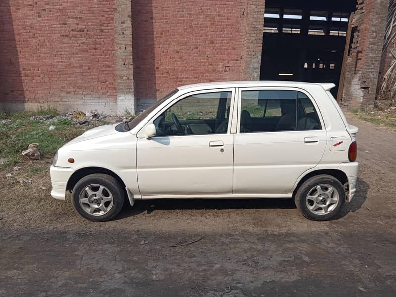 Daihatus Cuore 847cc Engine Automatic 3