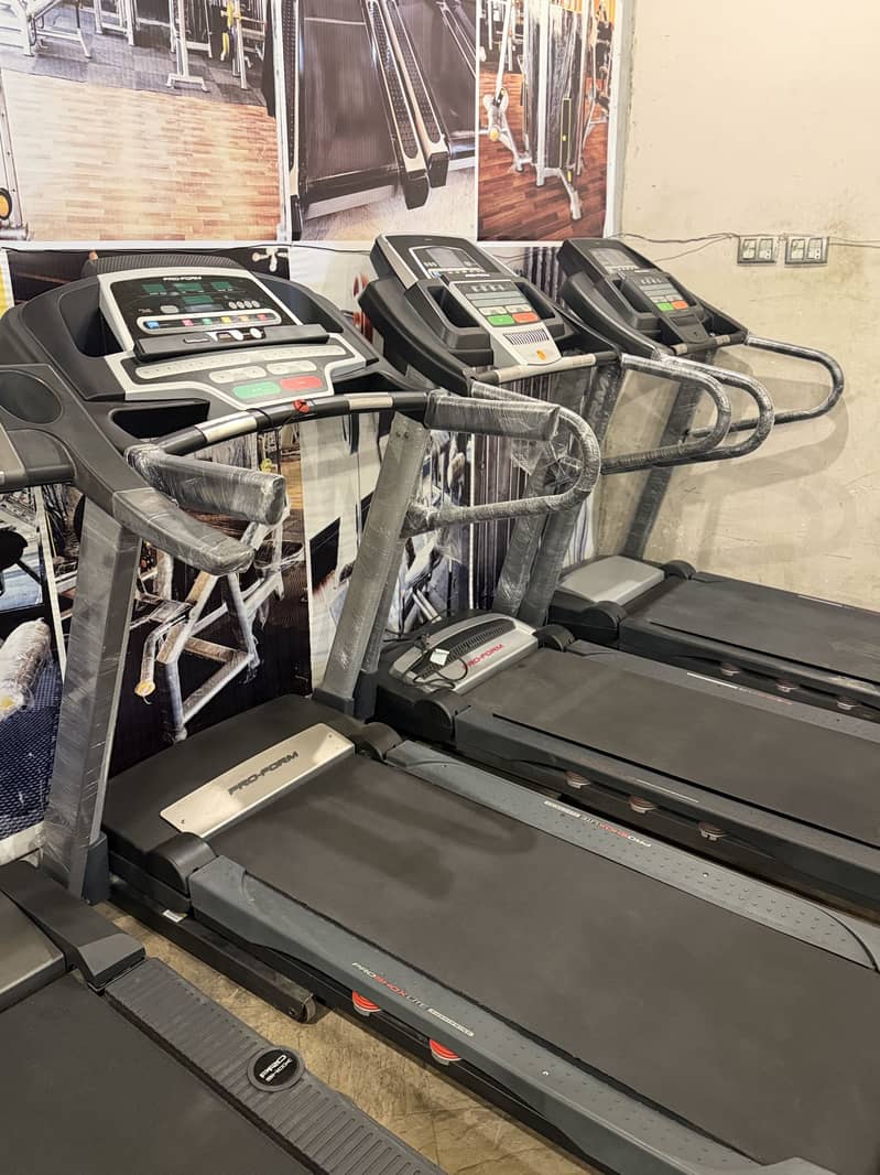 Treadmill / Running machine / Electric treadmill / Jogging machine 16