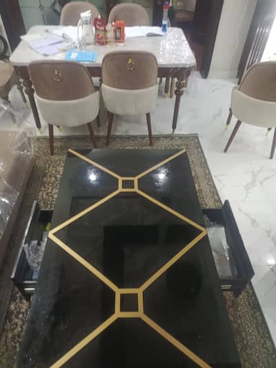 Wheeled coffee table