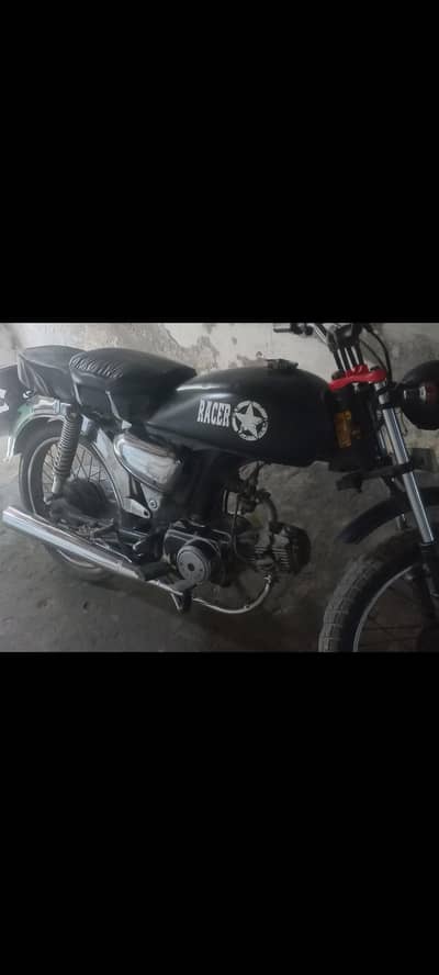 City racer bick working full ok petrol ki average kmaaaaaal. .