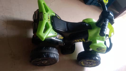 kids car for sale condition 9/10