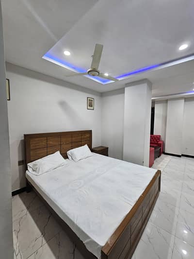 1 bed fully luxury apartments available for rent