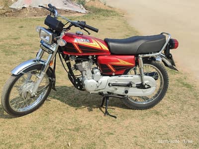 Honda CG 125 Special Edition (Red) – Only 3,680 KM Driven
