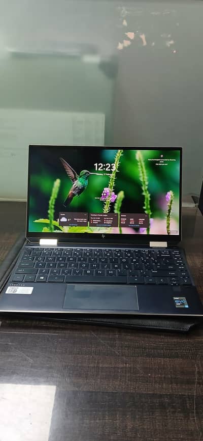 HP Spectre x360 Convertible 13-aw2xxx