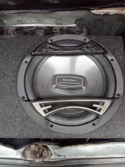 car speaker and amplifier
