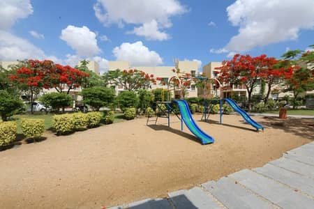 West Open Park Facing 120 Yards Plot For Sale