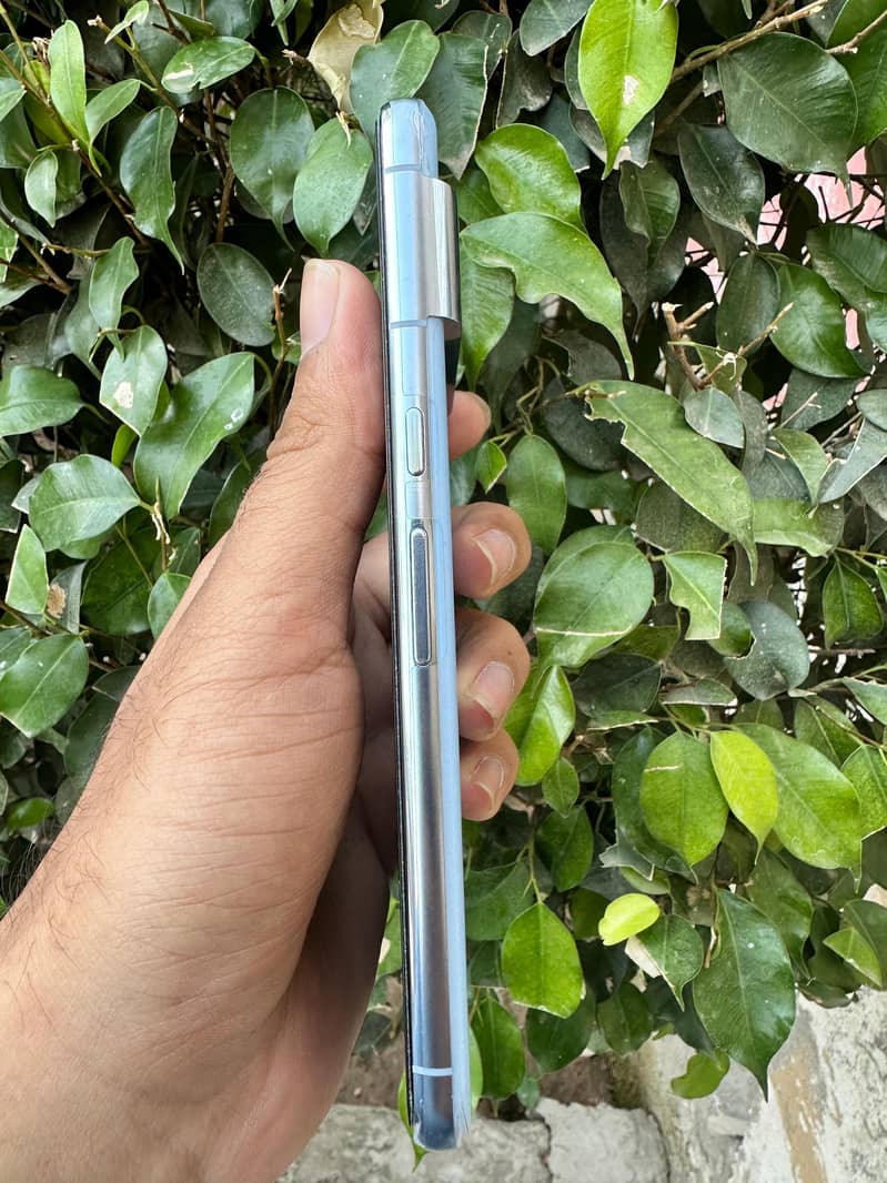 Google pixel 8 pro 4