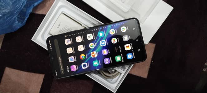 vivo y19 new condition 4.128 complete box