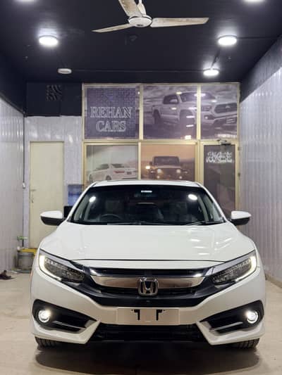 Civic UG Rear Entertainment Model 2022