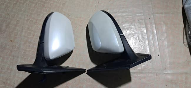 Toyota Yaris Original Power Side Mirrors