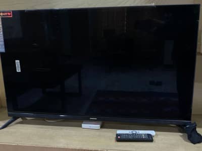 Samsung 38 Inch Smart LED TV – Excellent Condition – Like New