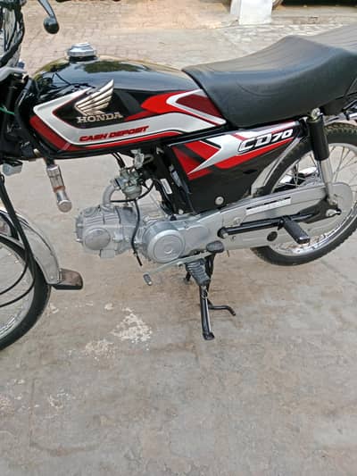 Honda CD 70 2025